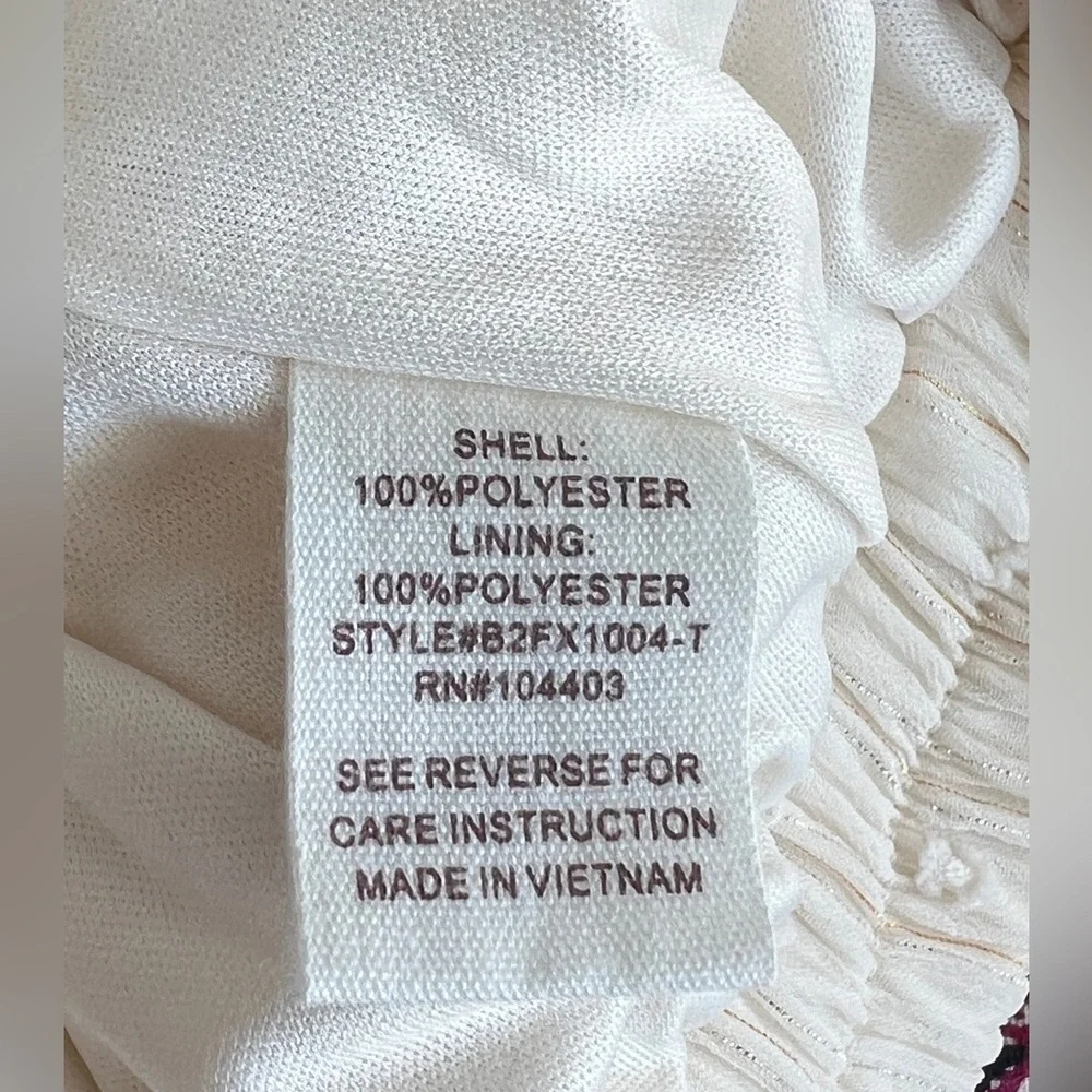 BY THE RIVER - Ivory Bubble Top